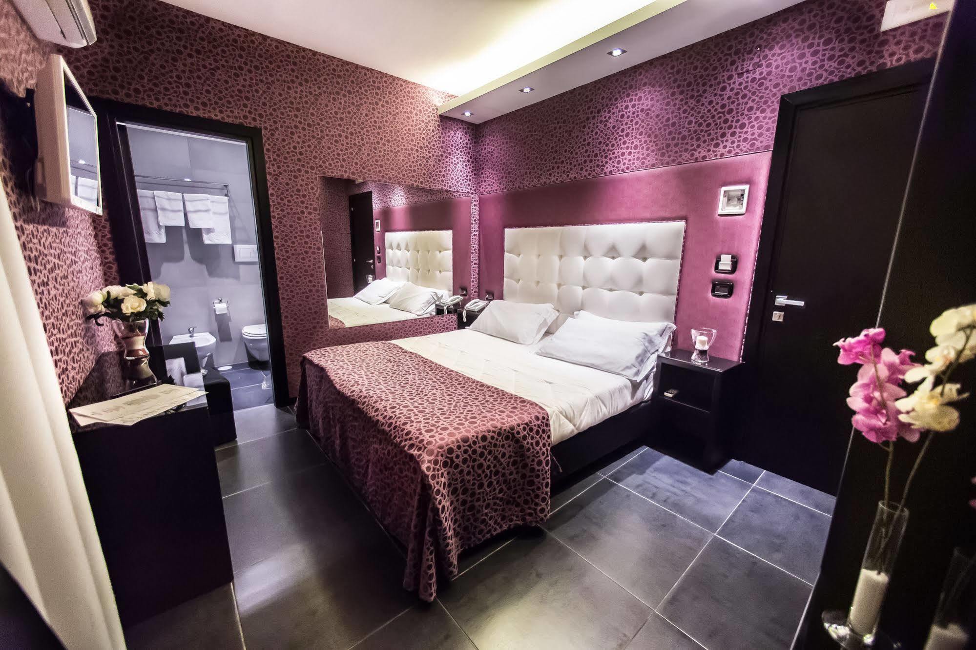 Kleopatra Design Hotel Неаполь Экстерьер фото